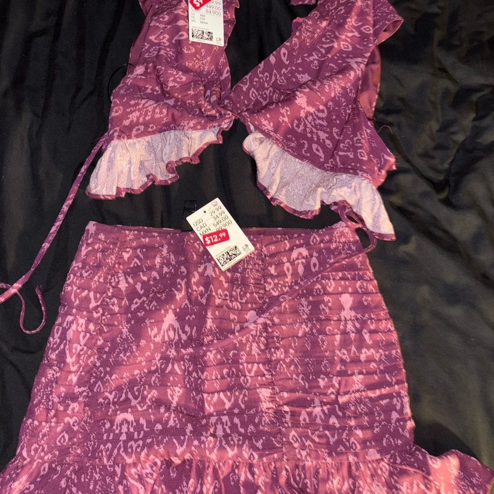 H&M Purple Patterned Mini Skirt